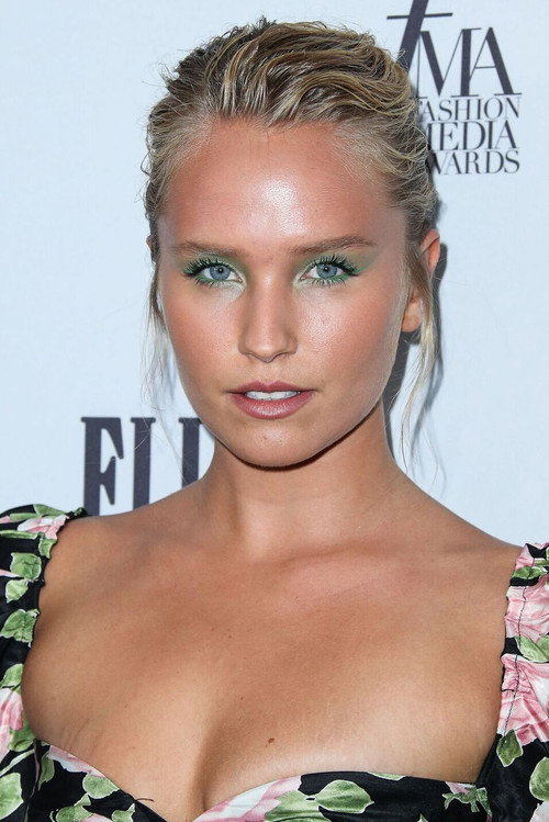 Photo of Sailor Brinkley-Cook, Acting
