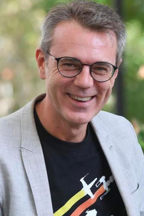 Pedro Vallín profile