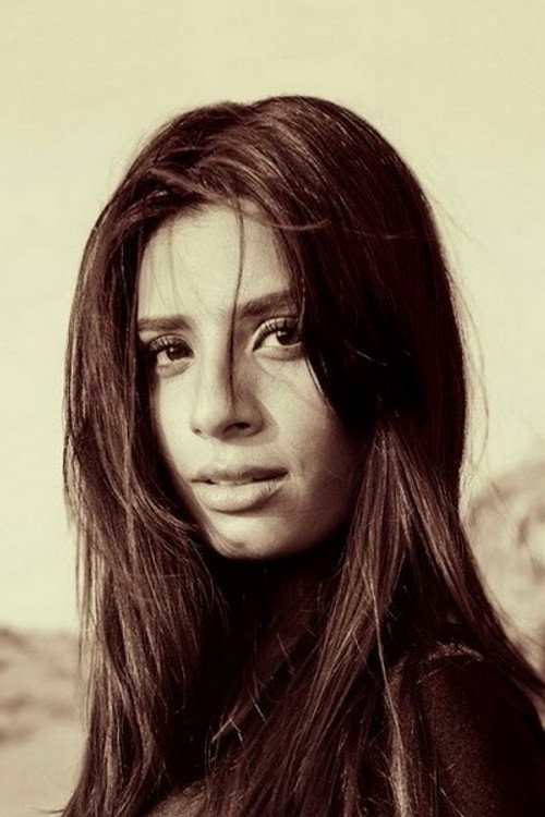 Photo of Gaelyn Mendonca, Acting