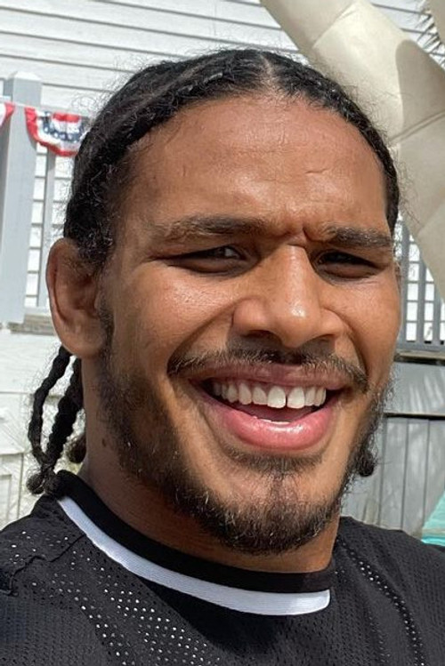 Darian Weeks profile