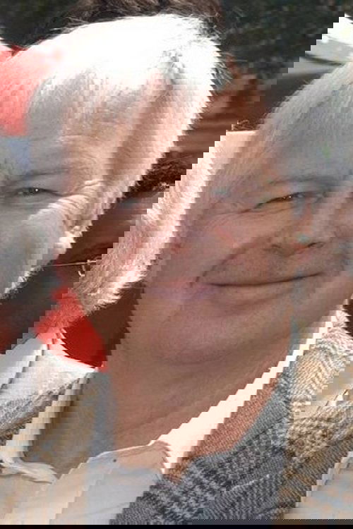 Ian Lavender profile