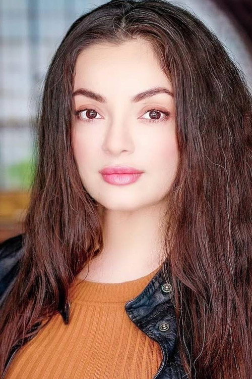 Photo of Azul Chevreuil, Acting