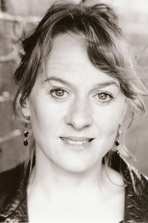Niamh Cusack profile