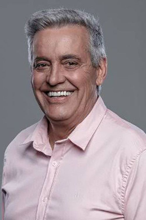 Photo of Mauro Naves, Acting