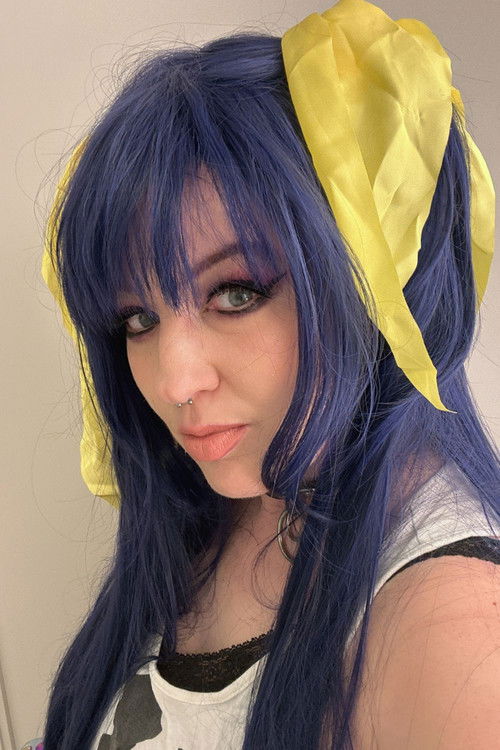 Kira Buckland profile