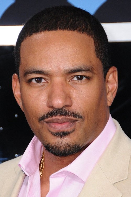 Laz Alonso profile