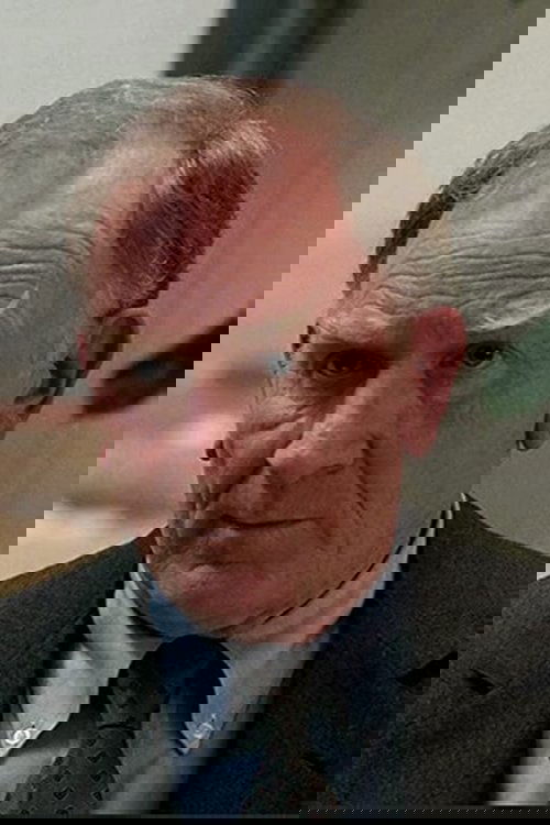 Michael Currie profile