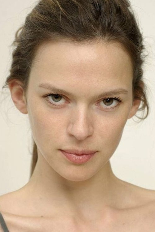 Élise Crombez profile