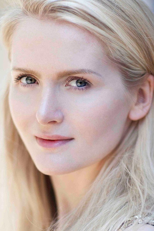 Photo of Annika Álofti, Acting