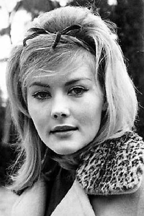 Photo of Elisabetta Velinska, Acting