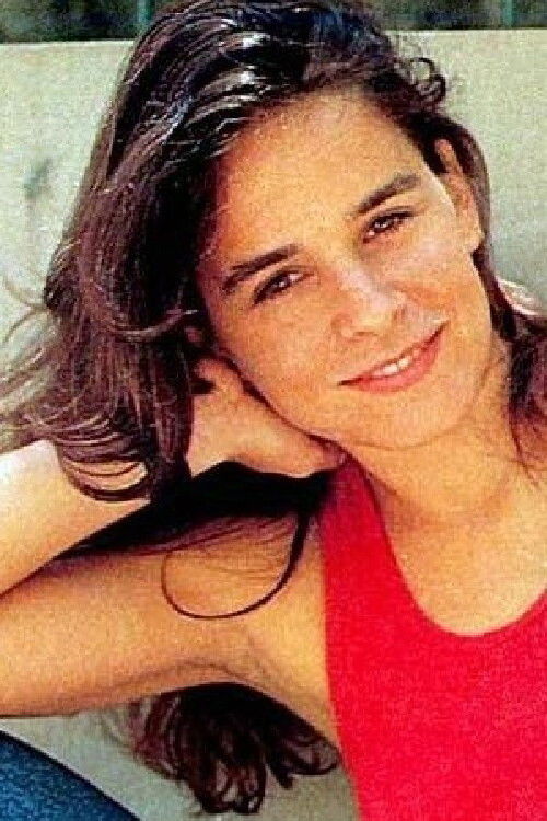 Cláudia Magno profile