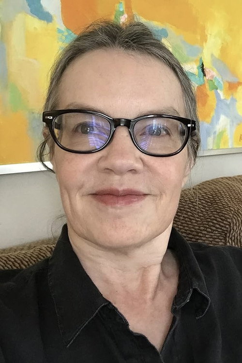 Photo of Holly Gent, Writing