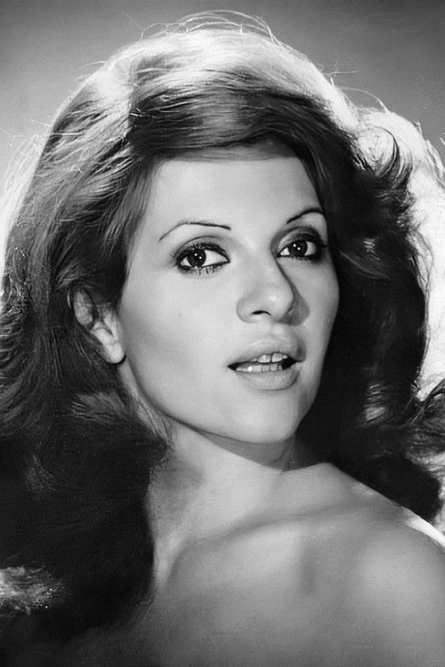 Leonor Benedetto profile