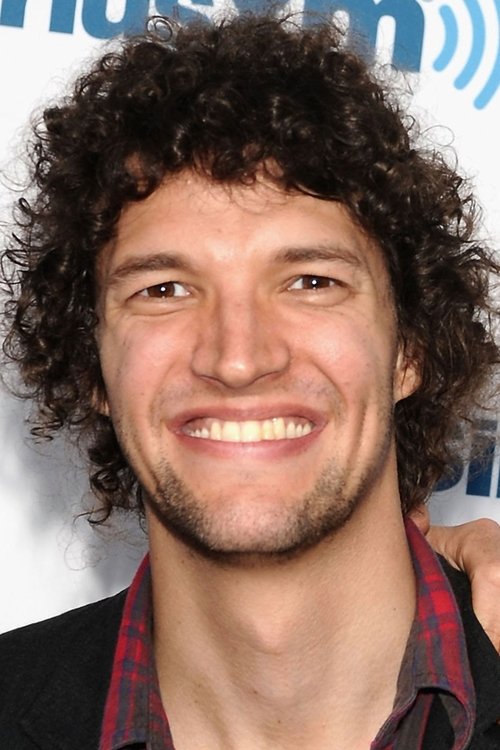 Photo of Luke Smallbone, Acting