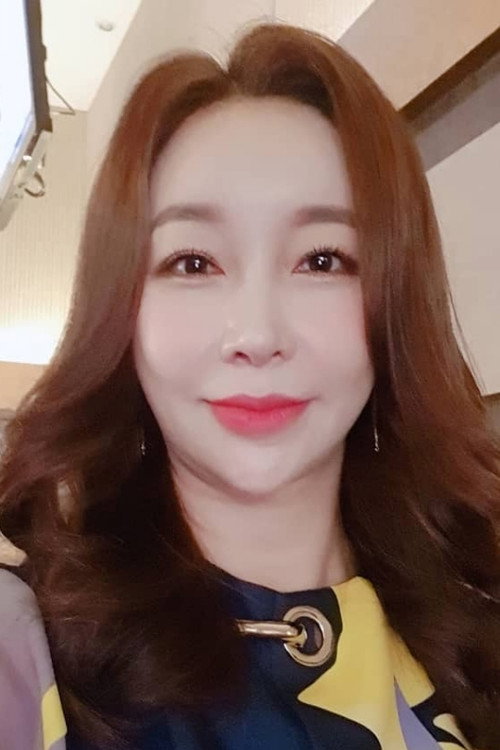 Photo of Kim Ji-Hyeon, Acting