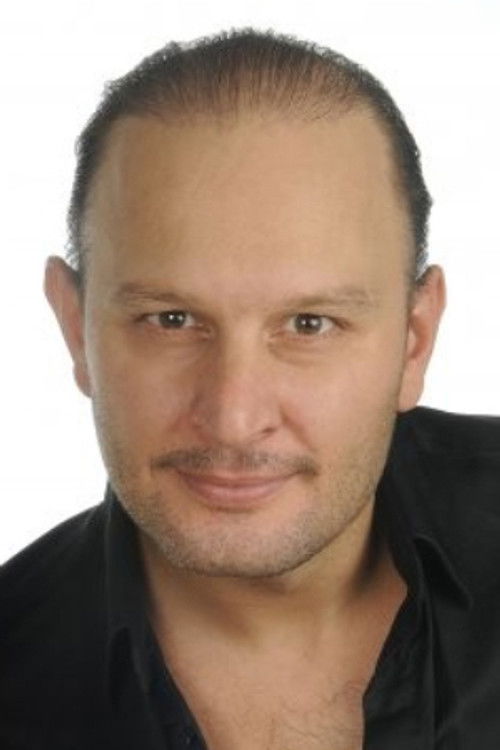 Şafak Karali profile