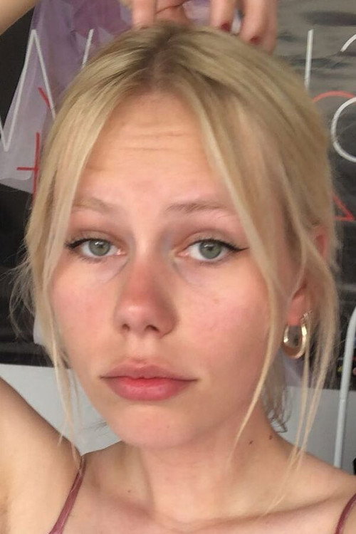 Photo of Madelon den Dooven, Acting