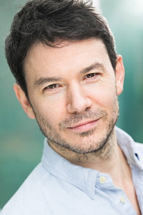 Photo of Grant Ibbs, Acting