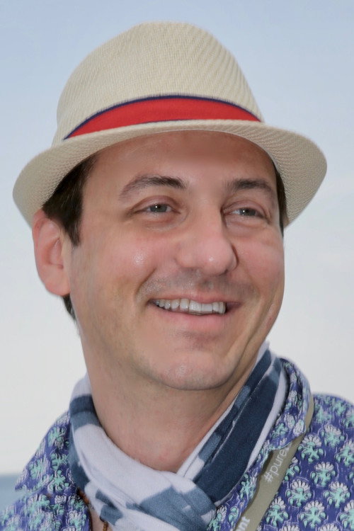 Photo of Xaque Gruber, Directing