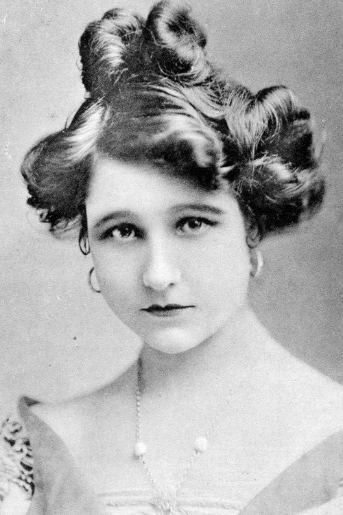 Photo of Dora De Winton, Acting