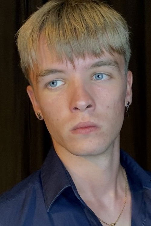 Áxel Fernández profile