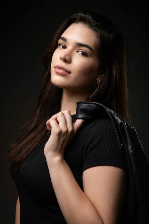 Photo of Bia Anjinho, Acting