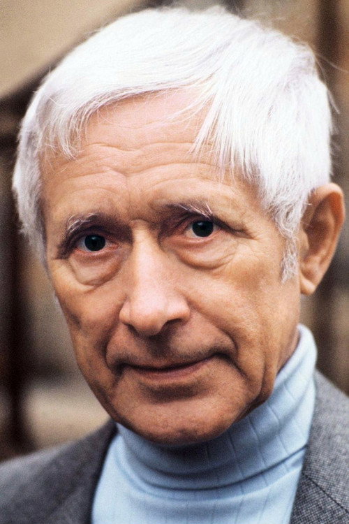 Photo of Ernst Jünger, Writing