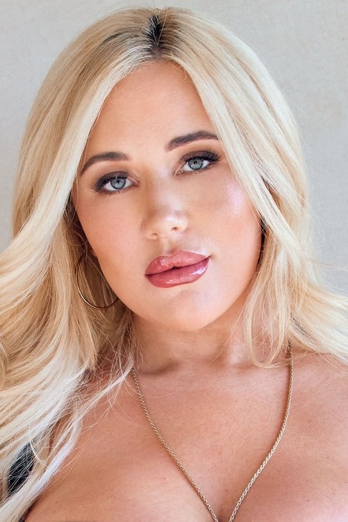 Photo of Savannah Bond, Acting