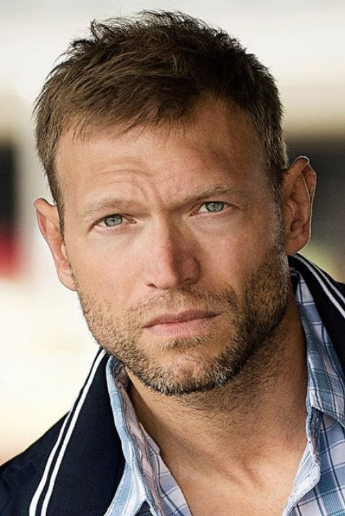 Photo of Jorres Risse, Acting