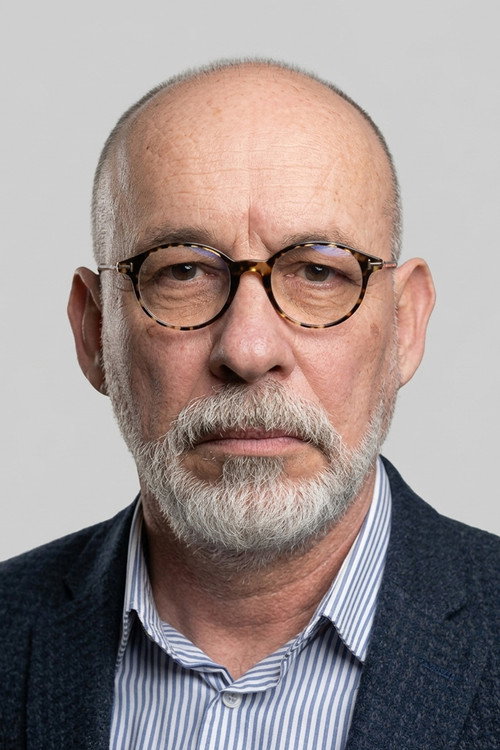 Photo of Erdal Küçükkömürcü, Acting