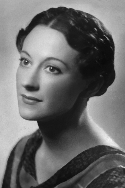 Photo of Elspeth Duxbury, Acting