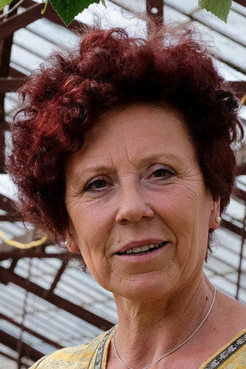 Béa Vandendael profile