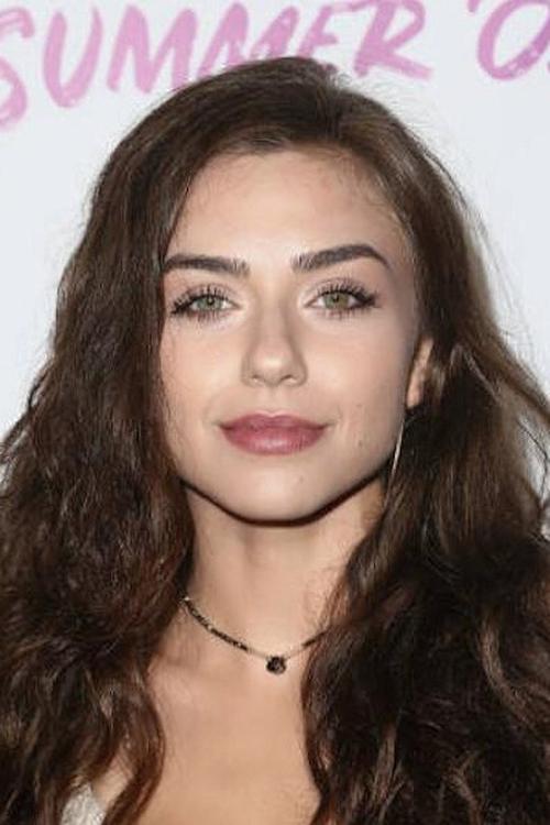 Victoria Konefal profile