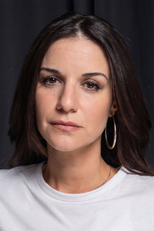 Photo of Anya Louanachi, Acting