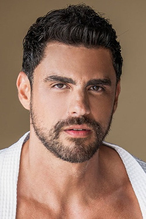 Photo of Kyle Fox, Acting