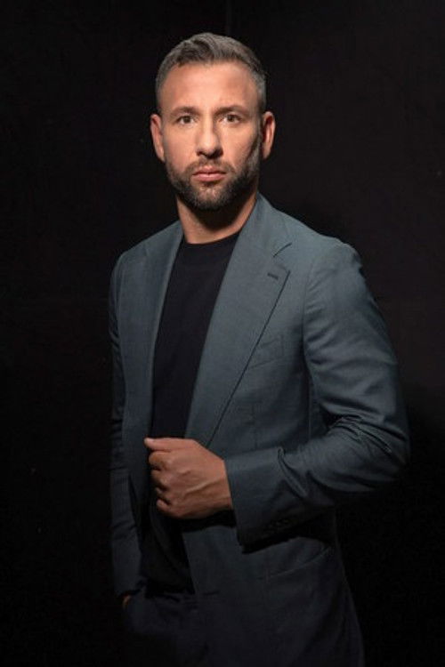 Răzvan Raț profile