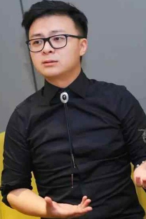 Photo of Wen Ning, Writing