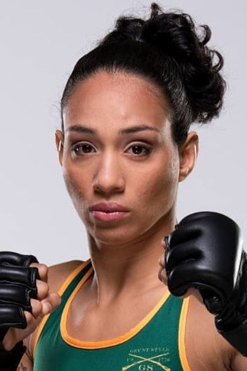Photo of Taila Santos, Acting