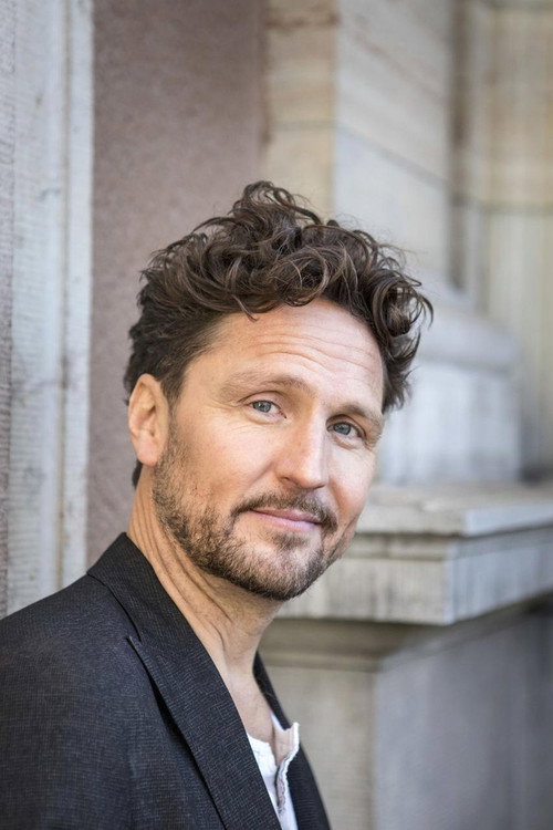 Photo of Moneybrother, Acting