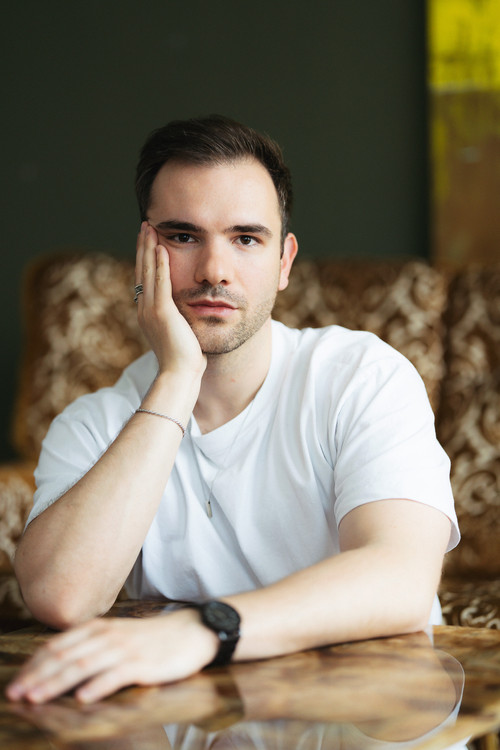 Photo of Tobias Vees, Writing