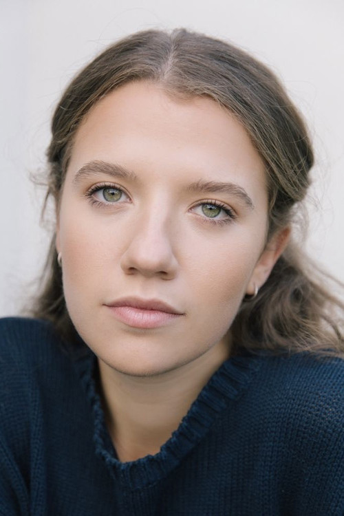 Photo of Lizzie Connick, Acting