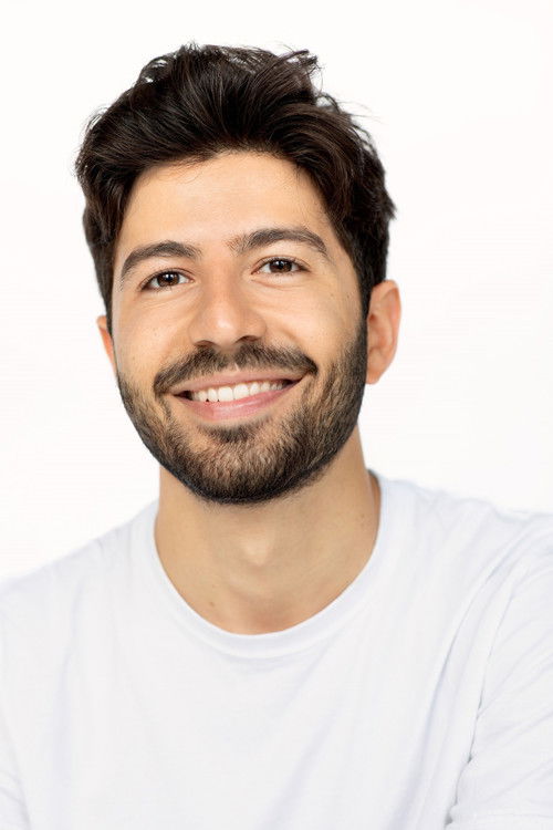 Madi Chirara profile