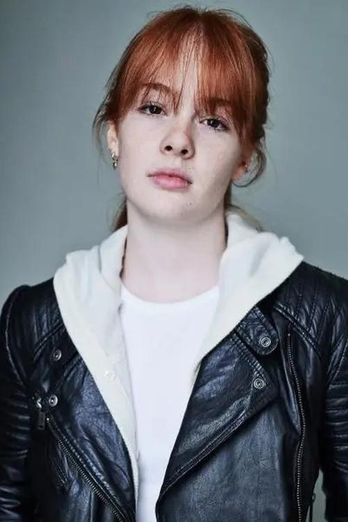 Photo of Madeleine Power, Acting
