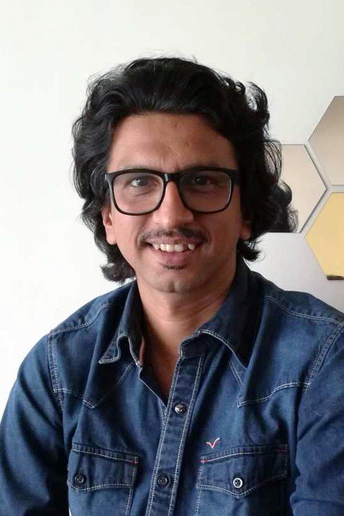 Photo of Hitesh Kewalya, Writing