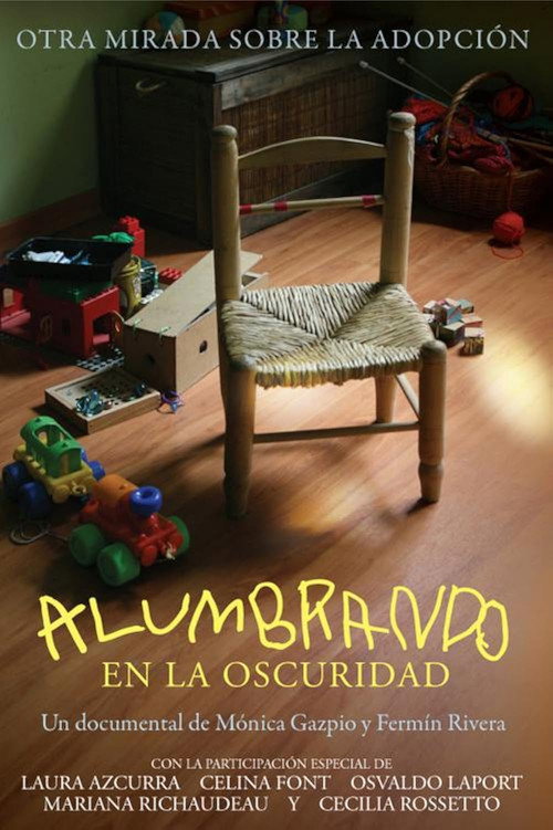 Movie poster for Alumbrando en la oscuridad (2012)