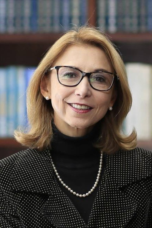 Photo of Angela Gandra, Acting