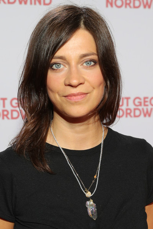 Claudia Eisinger profile