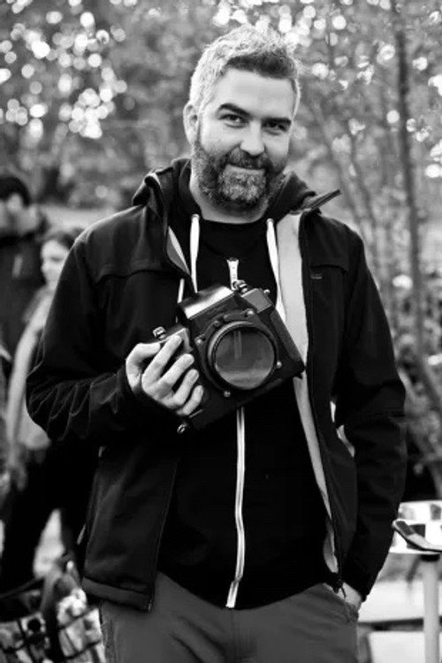 Photo of Manolo Pavón, Camera