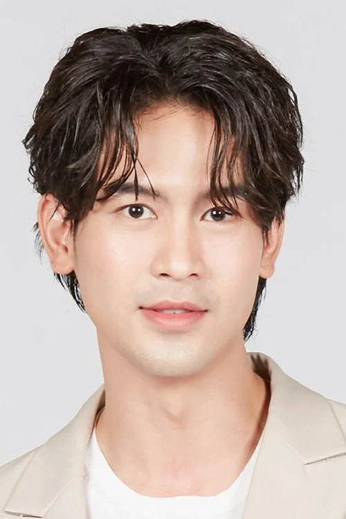 Photo of Jinna Navarat, Acting