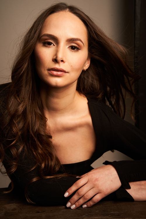 Lauren Beveridge profile